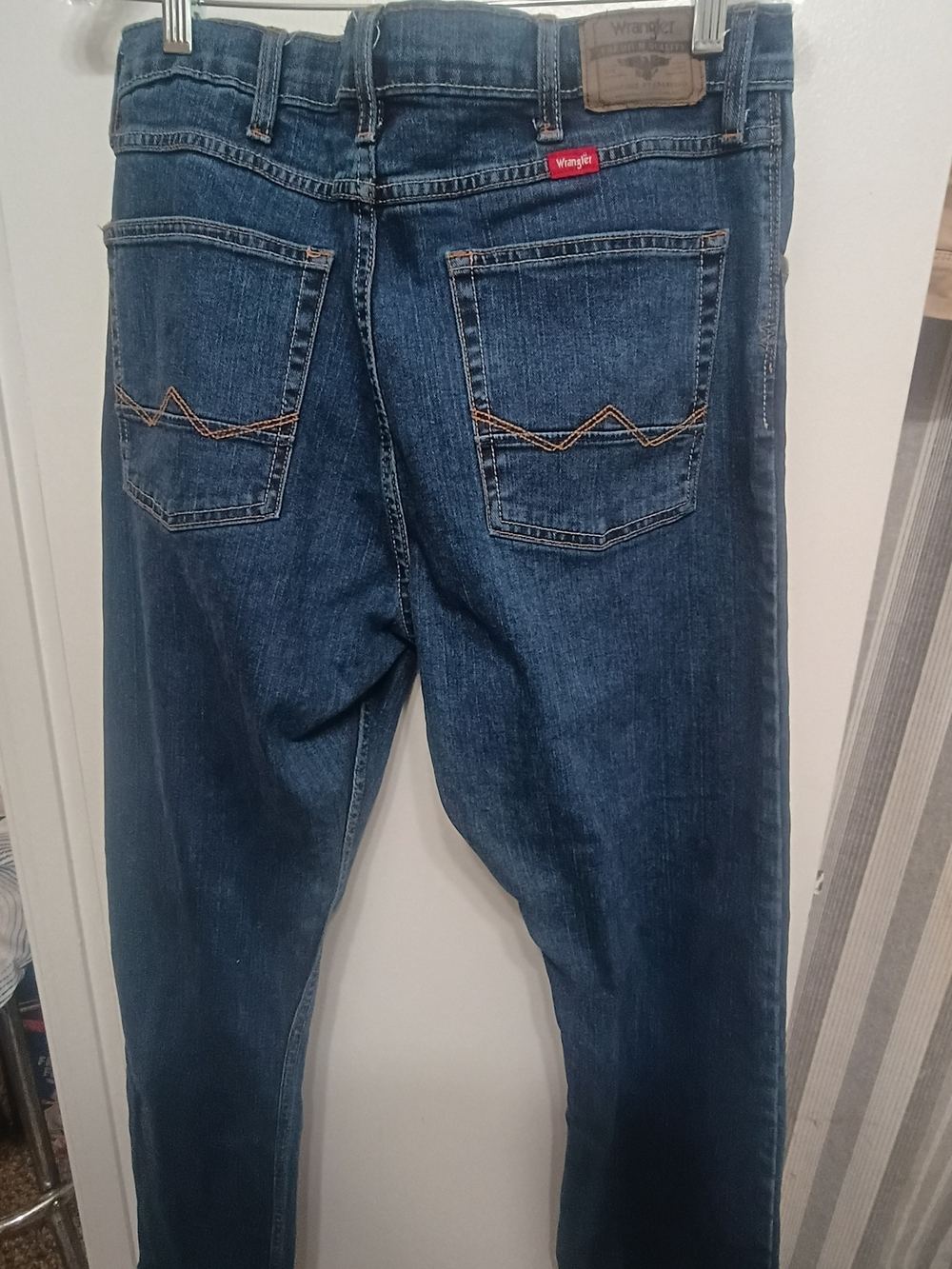 Wrangler Men’s Blue Straight-Leg Jeans